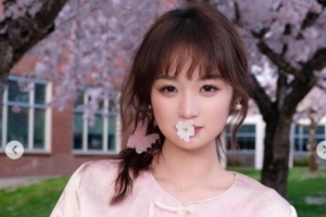 開拓者官方祝楊瀚森21歲生日快樂！小楊女友INS轉(zhuǎn)發(fā)