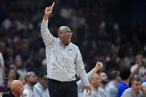 火爆馬刺大戰(zhàn)尼克斯5jrs直播_火爆馬刺大戰(zhàn)尼克斯5jrs直播在線觀看_免費看直播