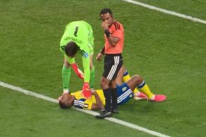 希恩防守?zé)o對抗倒地后離場  貝里瓦爾替補(bǔ)登場