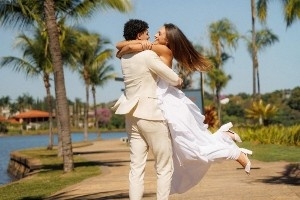 俊男靚女！勇士桑托斯正式完婚 妻子同為巴西人是沙灘排球運動員