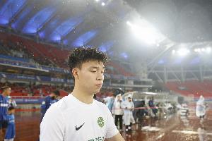 足球報談浙江惜敗申花：連追兩球最終飲恨上海，結局“非?？上А? fetchpriority=