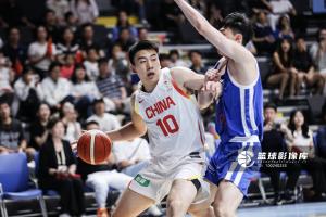 出手不多！王俊杰出戰(zhàn)12分22秒 3中1得到3分3板3助&正負(fù)值+12