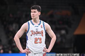 直播吧：新疆男籃與阿不都沙拉木簽訂為期三年頂薪續(xù)約合同