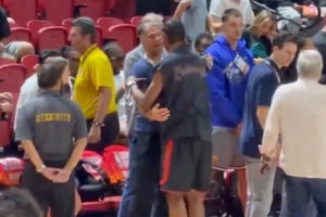 火爆烏茲別克斯坦對陣剛果民主共和國進球集錦_火爆烏茲別克斯坦對陣剛果民主共和國進球集錦在線觀看_免費看直播