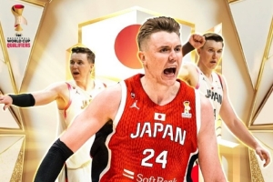 場均21.6分9.4板 日本歸化中鋒霍金森當(dāng)選世預(yù)賽亞洲區(qū)第1階段MVP-os