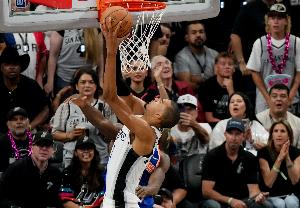 卡布談文班亞馬降薪：只要能提升球隊實力 他會義無反顧地去做