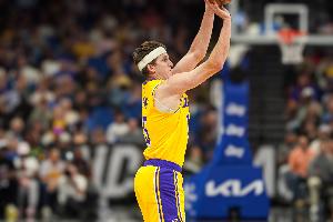 4年1.8億留守湖人！里夫斯：我的心自始至終都在洛杉磯