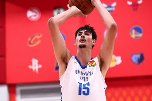 全能大個子！12號秀馬拉6中6高效拿下14分7板6助 罰球5中1要練