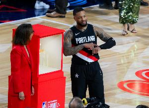 卡特：最期待的雙人組是利拉德和莫蘭特 后者能讓前者保持干勁