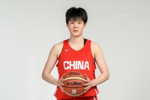 表現(xiàn)不錯(cuò)！賈馭7投4中拿到9分并送出2助攻 沒(méi)有出現(xiàn)失誤