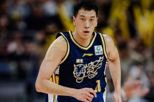 同曦三年D類頂薪簽下杜潤旺 廣東C類報價未能留人-ne