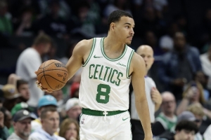 打過NBA？喀麥隆男籃通杰首節(jié)7中1僅拿3分 2025年53號秀