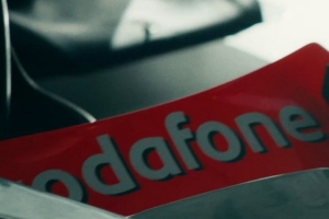 跨界聯(lián)動(dòng)！賴斯造訪邁凱倫車(chē)隊(duì)，與F1車(chē)手諾里斯會(huì)面交流