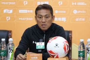 金大儀：本周把更多重點(diǎn)放在進(jìn)攻演練打法上，更專注于進(jìn)攻配合