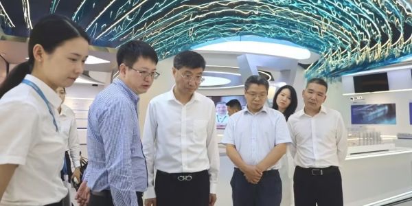 中國銀行湖南省分行黨委書記一行到訪宏工科技